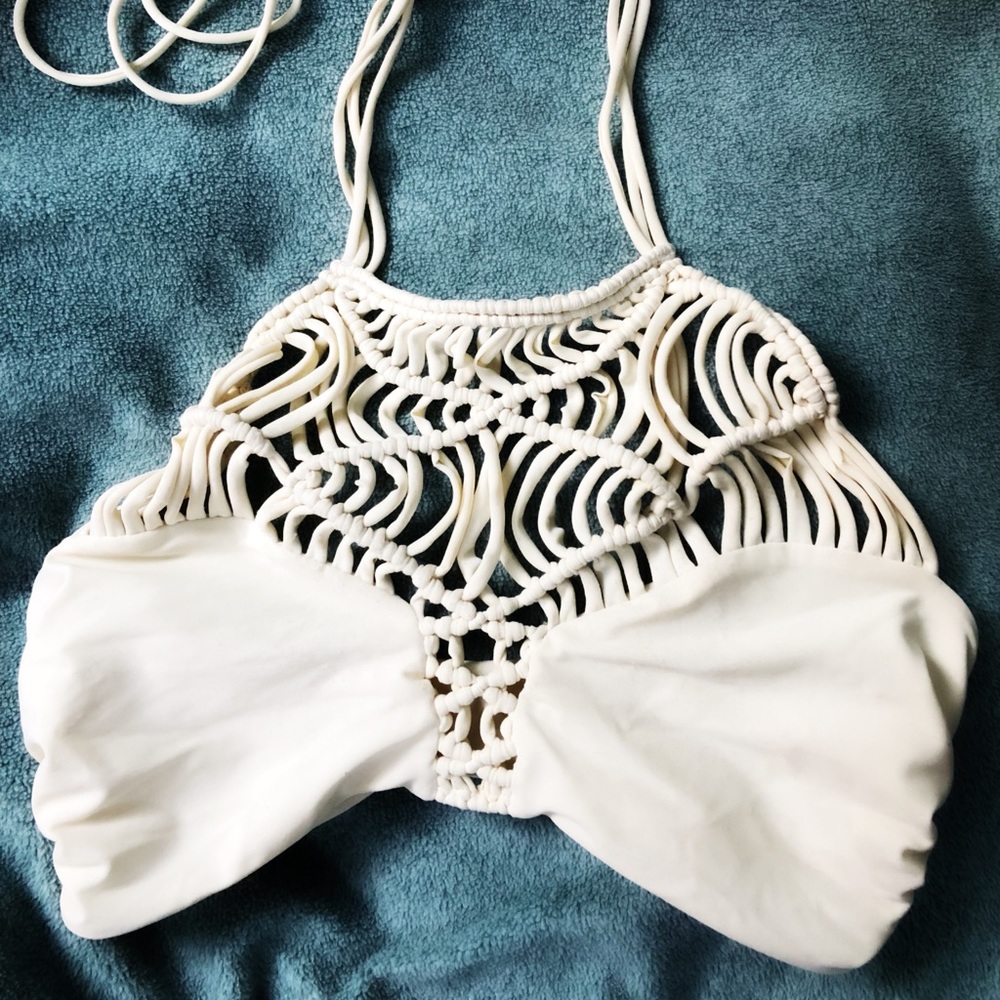 Mikoh bikini top!